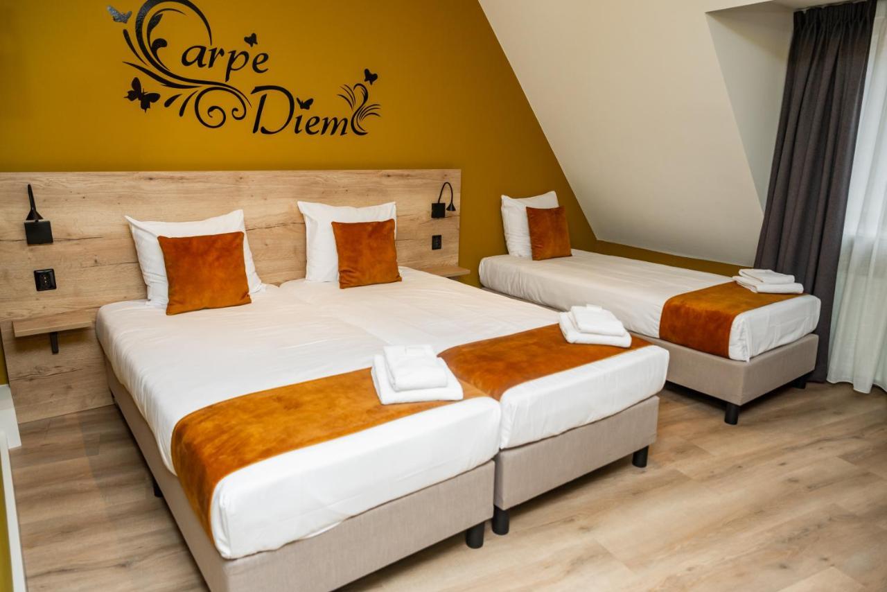 Hotel Onder De Linden Роден Екстериор снимка