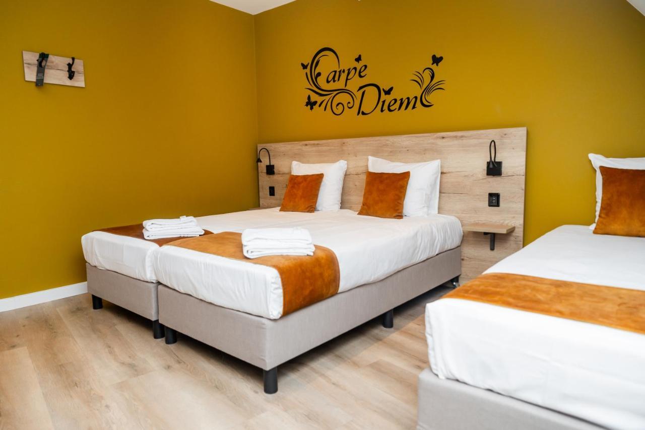 Hotel Onder De Linden Роден Екстериор снимка