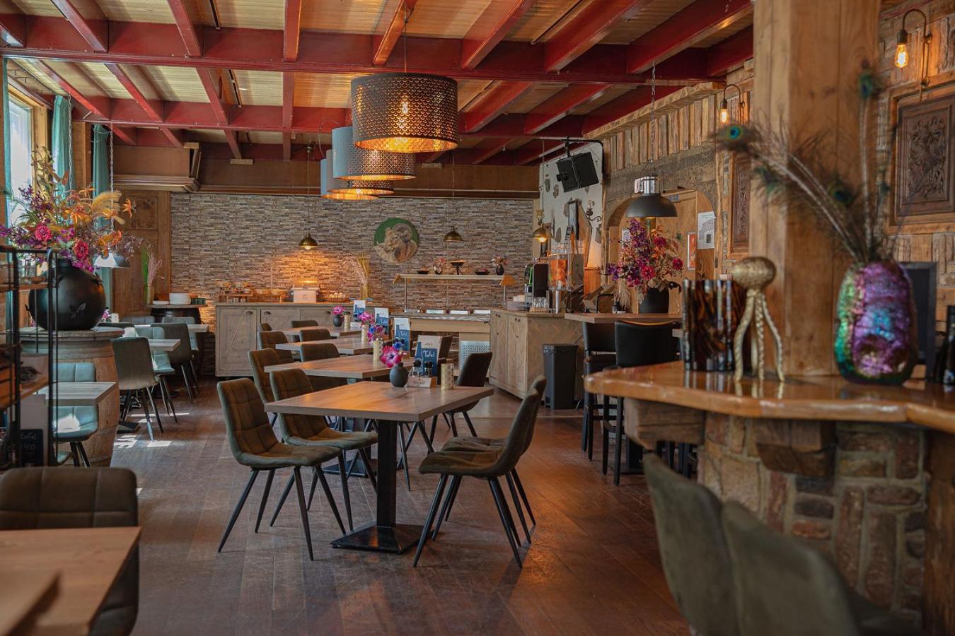 Hotel Onder De Linden Роден Екстериор снимка